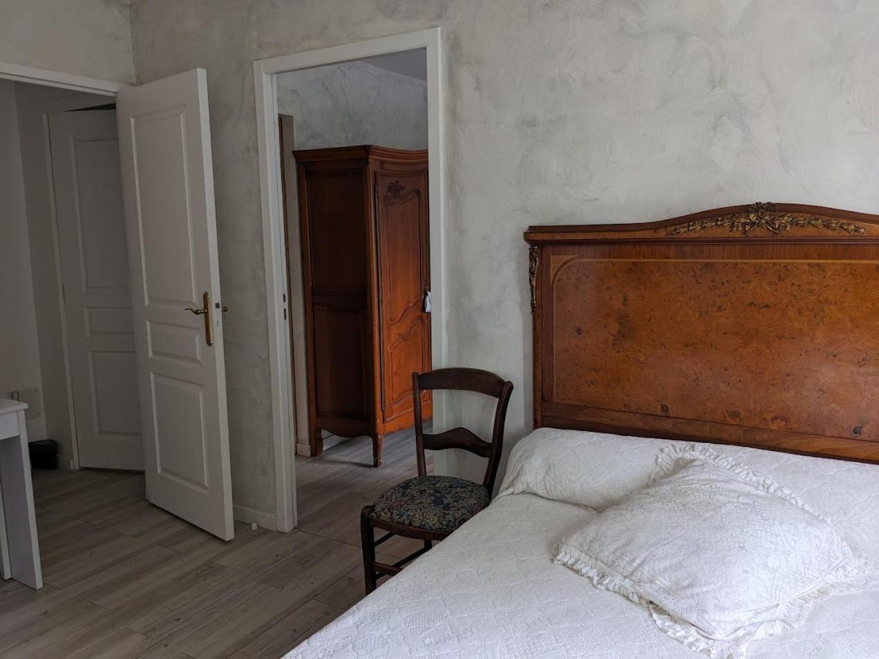 Les Id De Saint Emilion Bed & Breakfast ภายนอก รูปภาพ