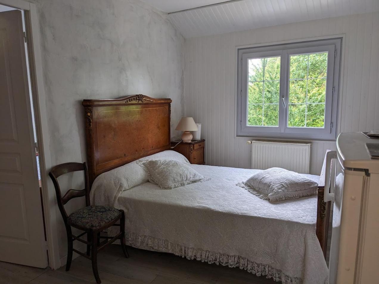 Les Id De Saint Emilion Bed & Breakfast ภายนอก รูปภาพ
